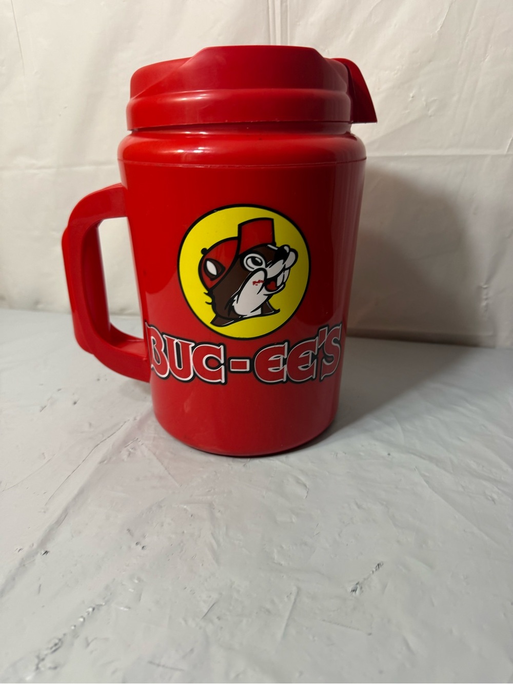 Buc-ee's Thermo Serv Insulated travel Mug Solid Red 34 oz
